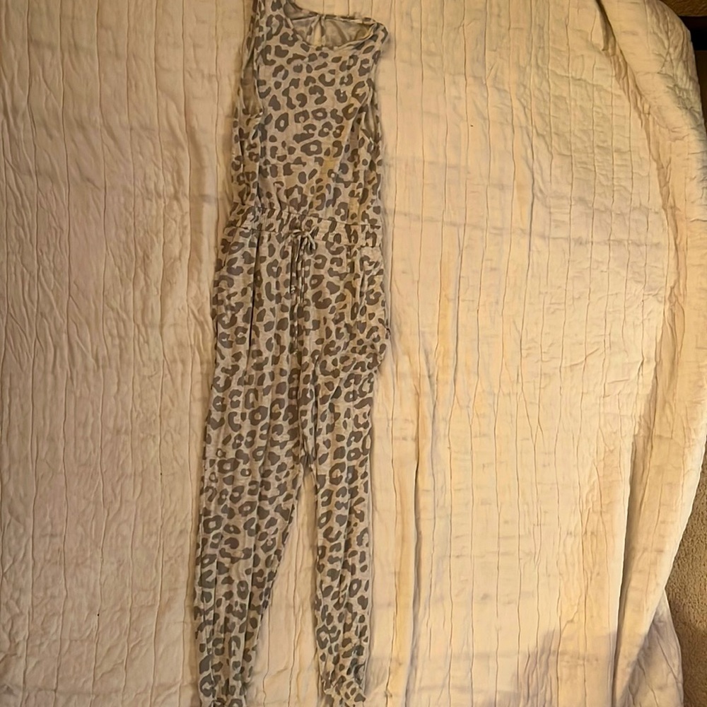 Animal print jumper